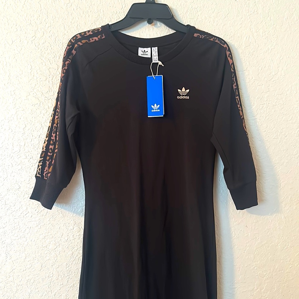 ✨NEW WITH TAGS✨ Adidas dress